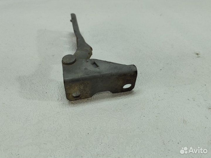 Петля капота передняя правая Mitsubishi Lancer