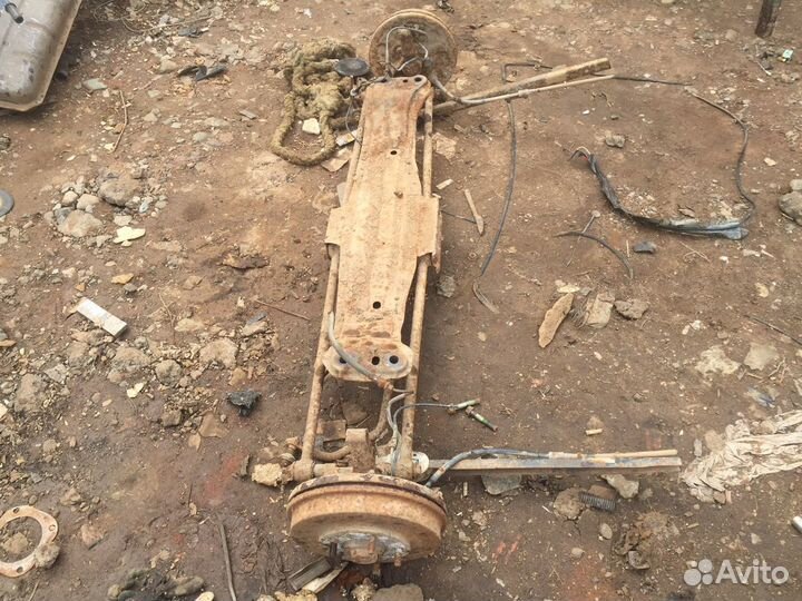 Подрамник задний мазда 626