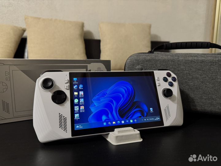 Asus Rog Ally Z1 extreme 512 gb