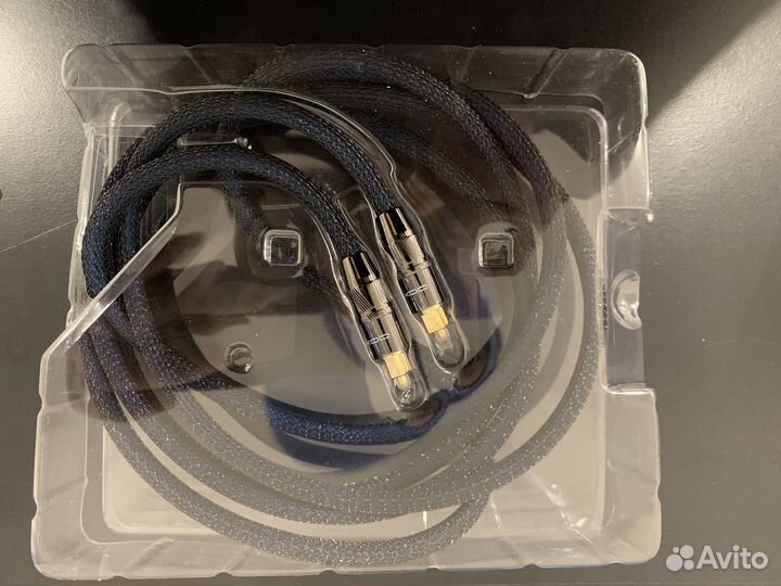 Оптический кабель (toslink) Daxx r05 (2,5m)