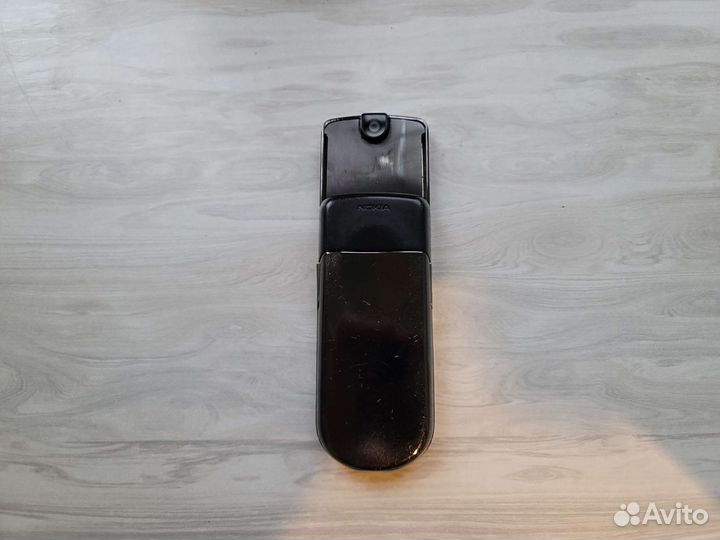 Телефон Nokia 8800 Sirocco