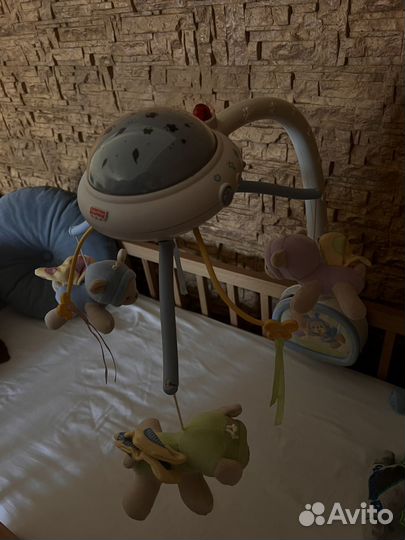 Мобиль на кроватку fisher price