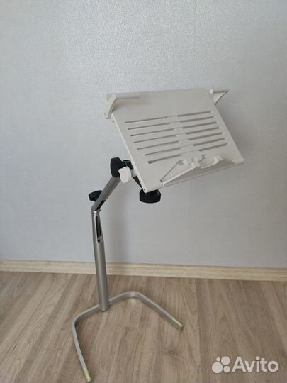 Стойка для планшета Apple