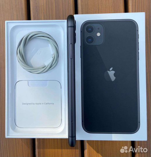 Телефон iPhone 11