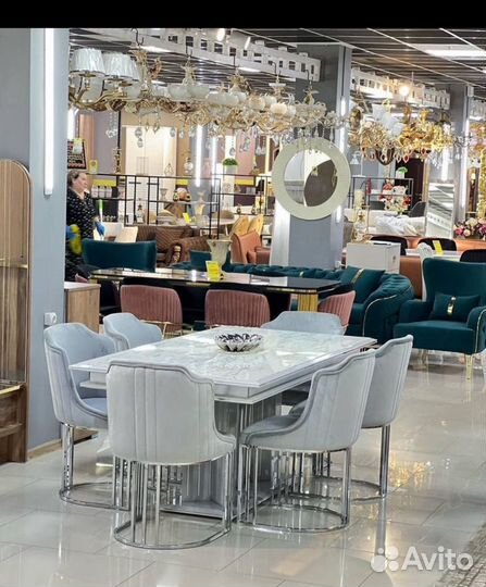 Стол и 6 стульев