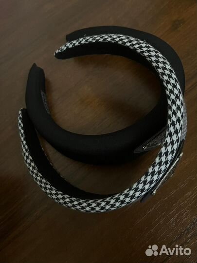 Ободок для волос prada