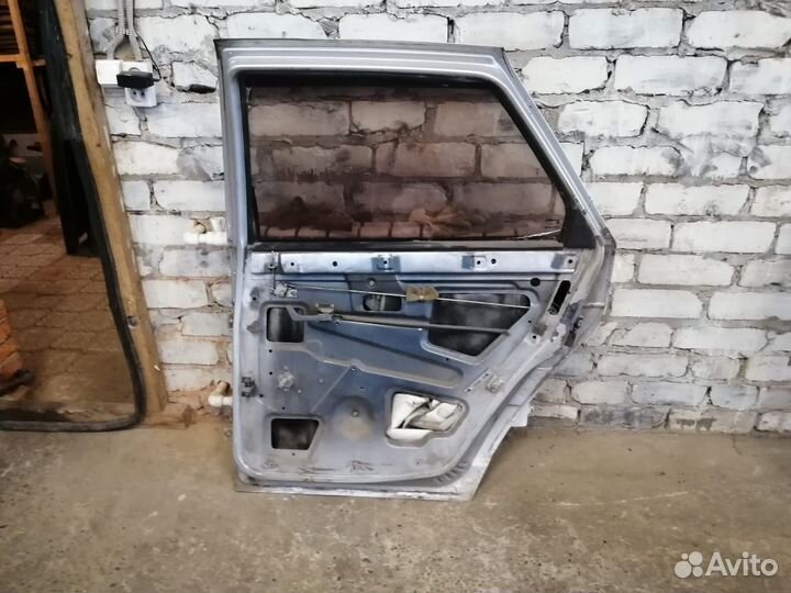 Дверь задняя правая ваз-2112