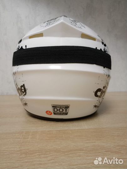 Шлем кроссовый новый