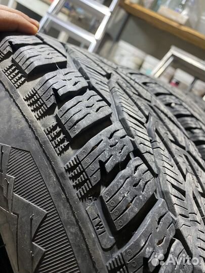 Tigar Winter 225/60 R17 110M