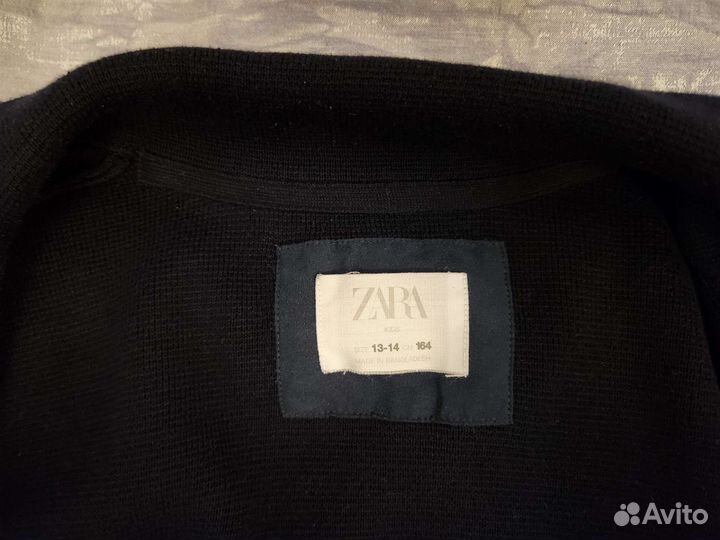 Пиджак Zara для мальчиков (S)