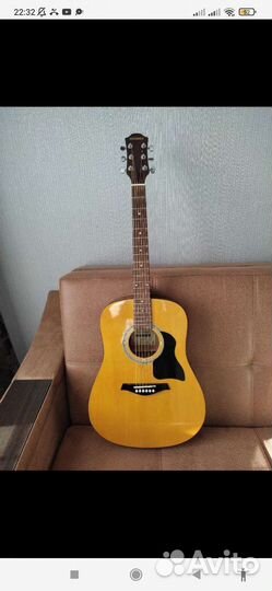 Акустическая гитара