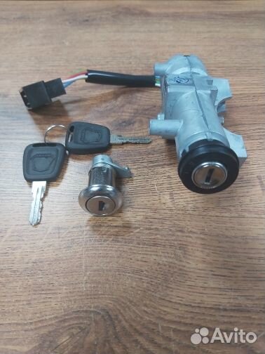Замок зажигания+замок двери газель некст