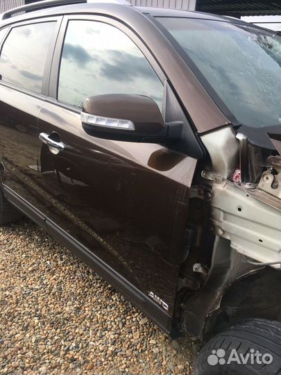 Передняя правая дверь Кия Соренто 2 XM