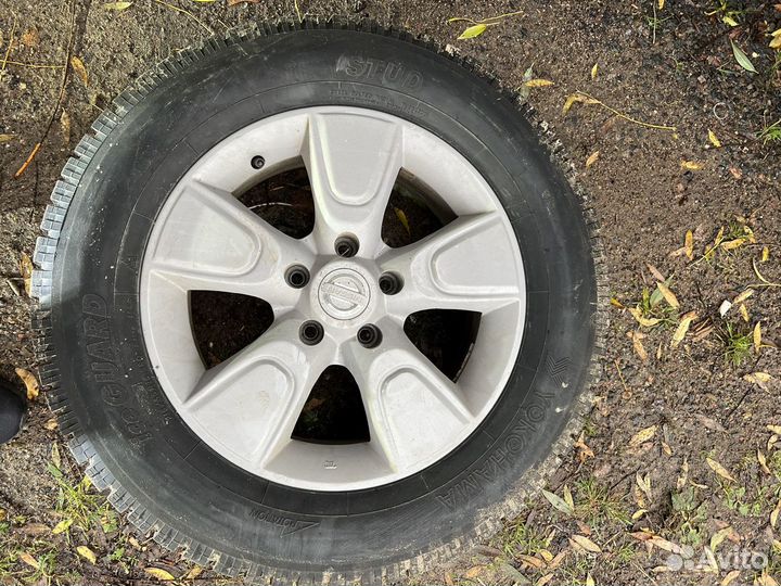 Зимняя резина 215 65 r16 с дисками nissan