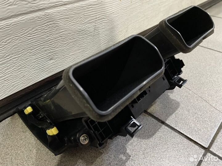 Воздуховод передний Toyota Camry AVV50-1019417