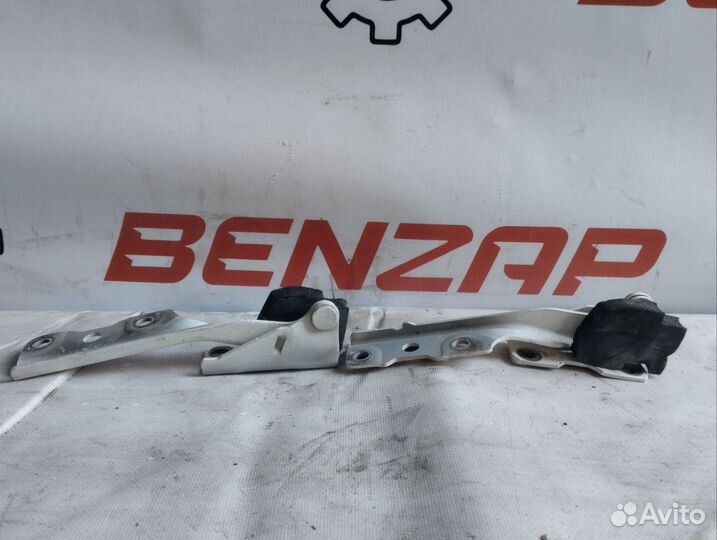 Петли капота Митсубиси Лансер 9