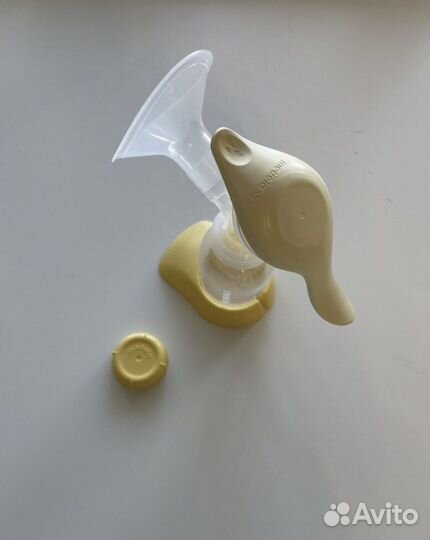 Молокоотсос medela