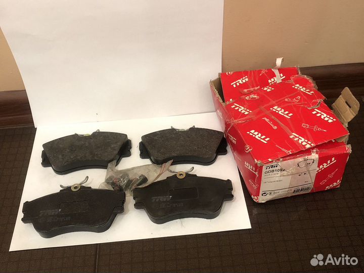 Volkswagen T4 Колодки TRW