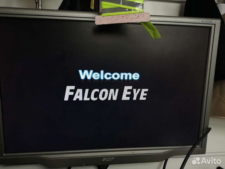 Видео регистратор 4х канальный Falcon Eye Новый
