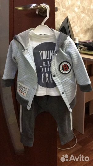 Костюм-тройка