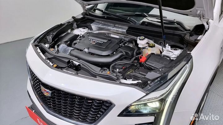 Cadillac XT4 2.0 AT, 2023, 30 727 км