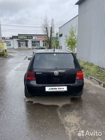 Volkswagen Golf 1.4 МТ, 2003, 270 000 км