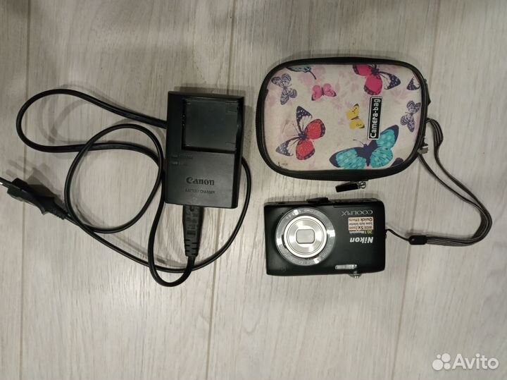 Компактный фотоаппарат Nikon