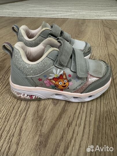 Кроссовки котофей софтшелл 24