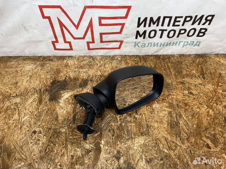 Зеркало правое Renault Duster K4MA690 2014