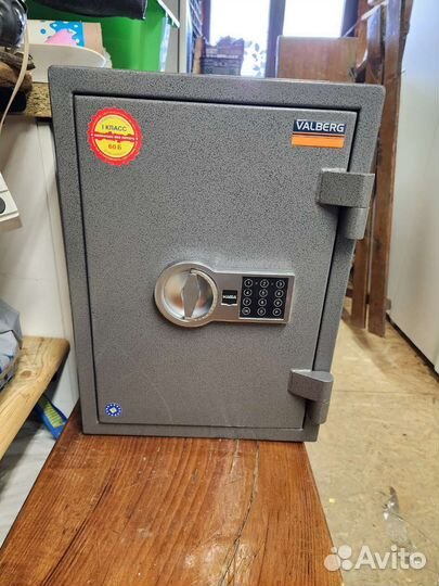 Сейф Valberg Гарант-49