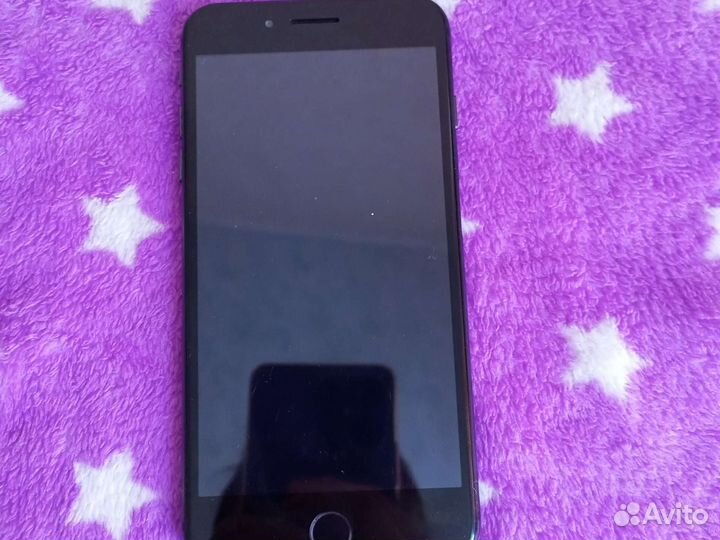 Телефон iPhone 8 plus