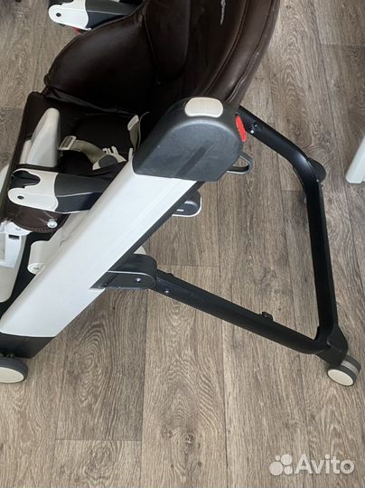 Кресло для кормления peg perego