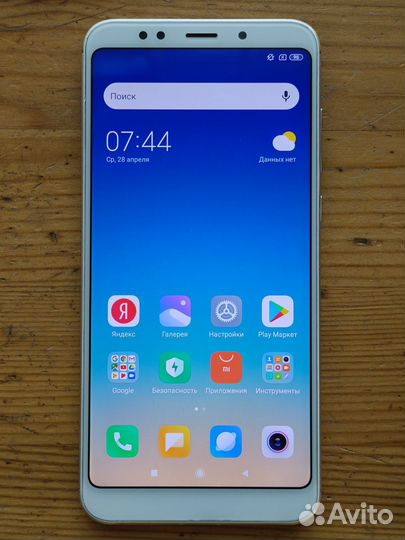 Xiaomi Redmi 5 Plus, 4/64 ГБ