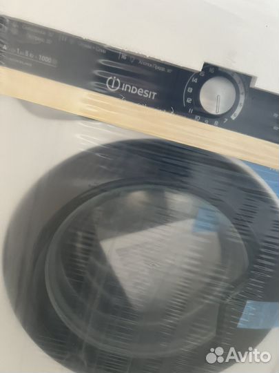 Стиральная машина новая indesit