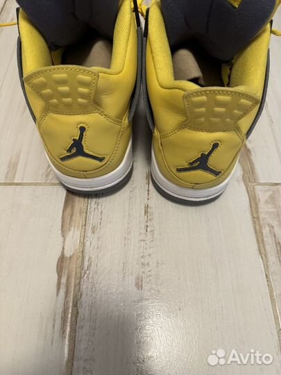 Air jordan 4 Tour yellow