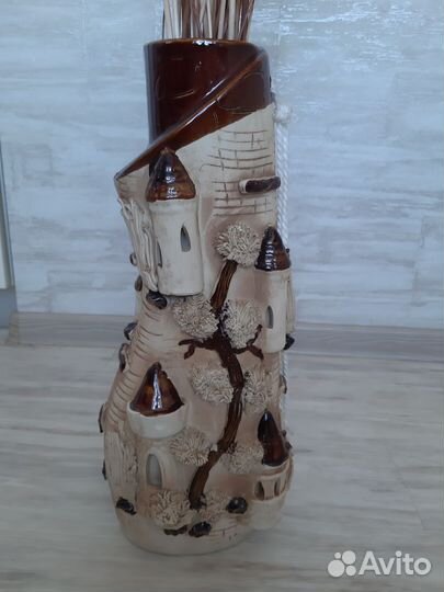 Ваза напольная с декором