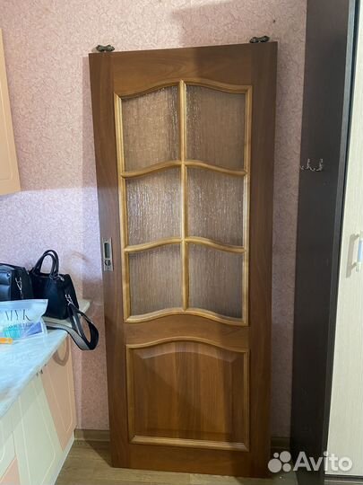 Дверь комнатная бу