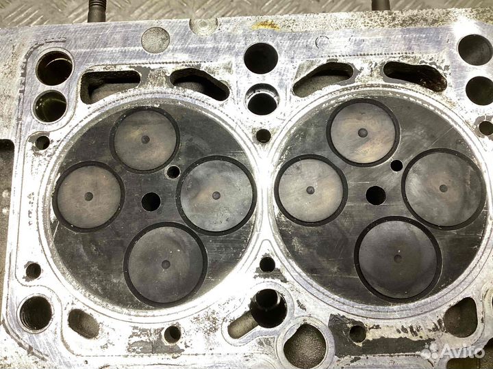 Головка блока цилиндров Volkswagen Touran