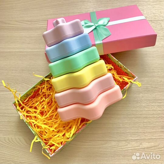 Именные держатели,грызунки,погремушки,булавочки