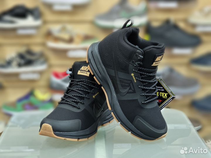 Кроссовки зимние Nike