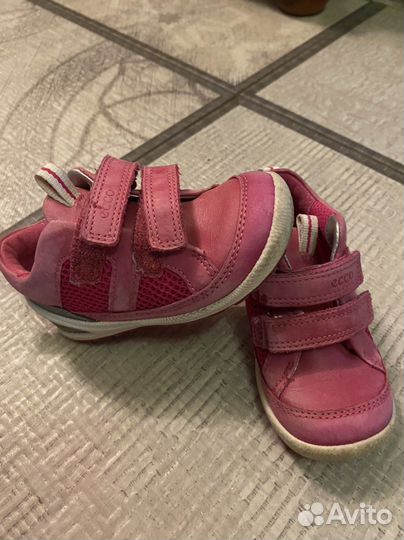 Обувь для девочки размер 22