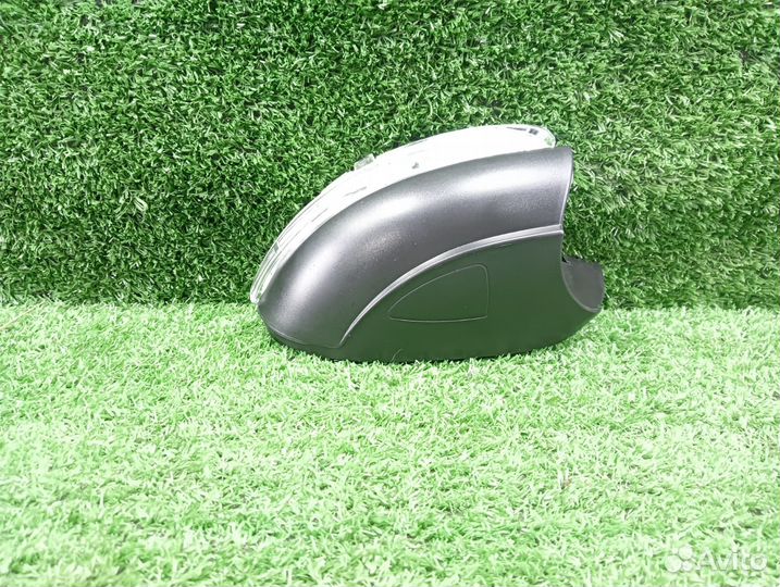 Поворотник в зеркало правый VW Golf 6 Touran VAG