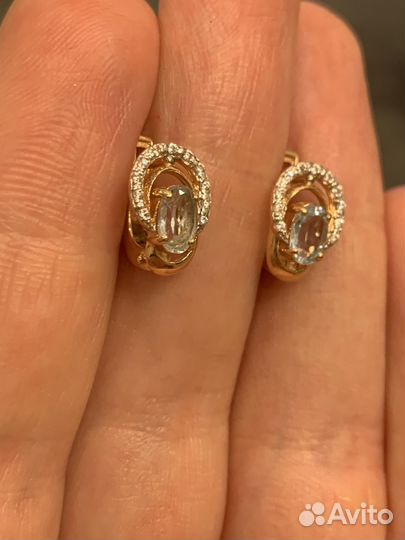 Серьги золотые с топазами