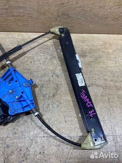 Стеклоподъемник задний левый VW Touareg GP C88