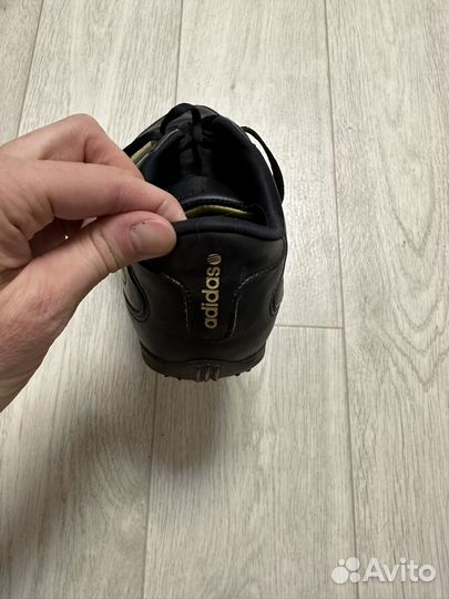 Кроссовки adidas