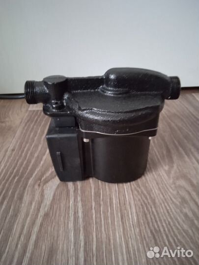 Насос повысительный Grundfos UPA 15-90 160