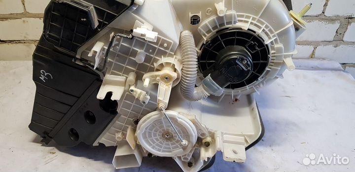 Mazda 3 BL 09-13г Отопитель Печка в сборе