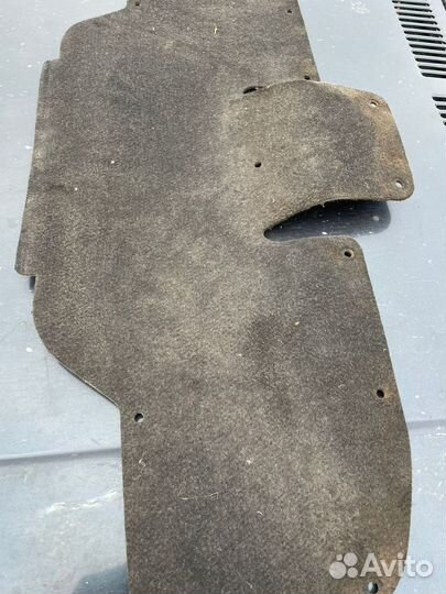 Обшивка крышки багажника Ford Focus 1 Usa 2001г