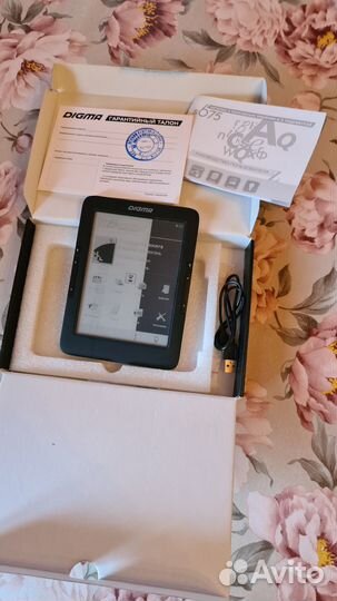 Книга читалка не включается, но как новая