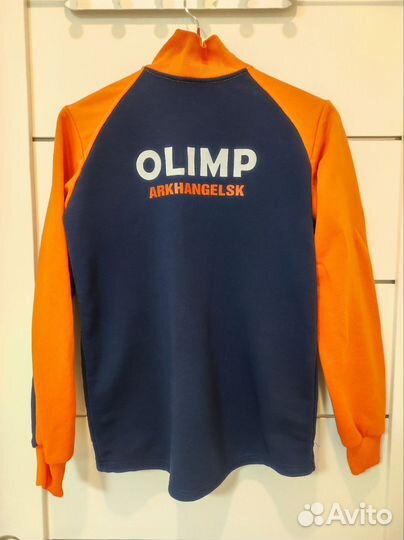 Спортивный костюм